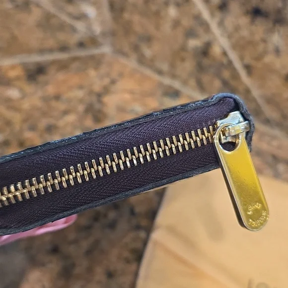 Louis Vuitton Dark Purple Vernis Zippy Wallet - Picture 13 of 17